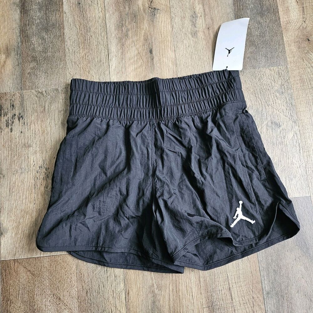 NWT Girls Jordan Jumpman High Flying Shorts Black Nylon Size Medium 45D170-023